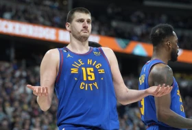 ''Tri puta, po naški'' - Jokić se izljubio sa Džordanom